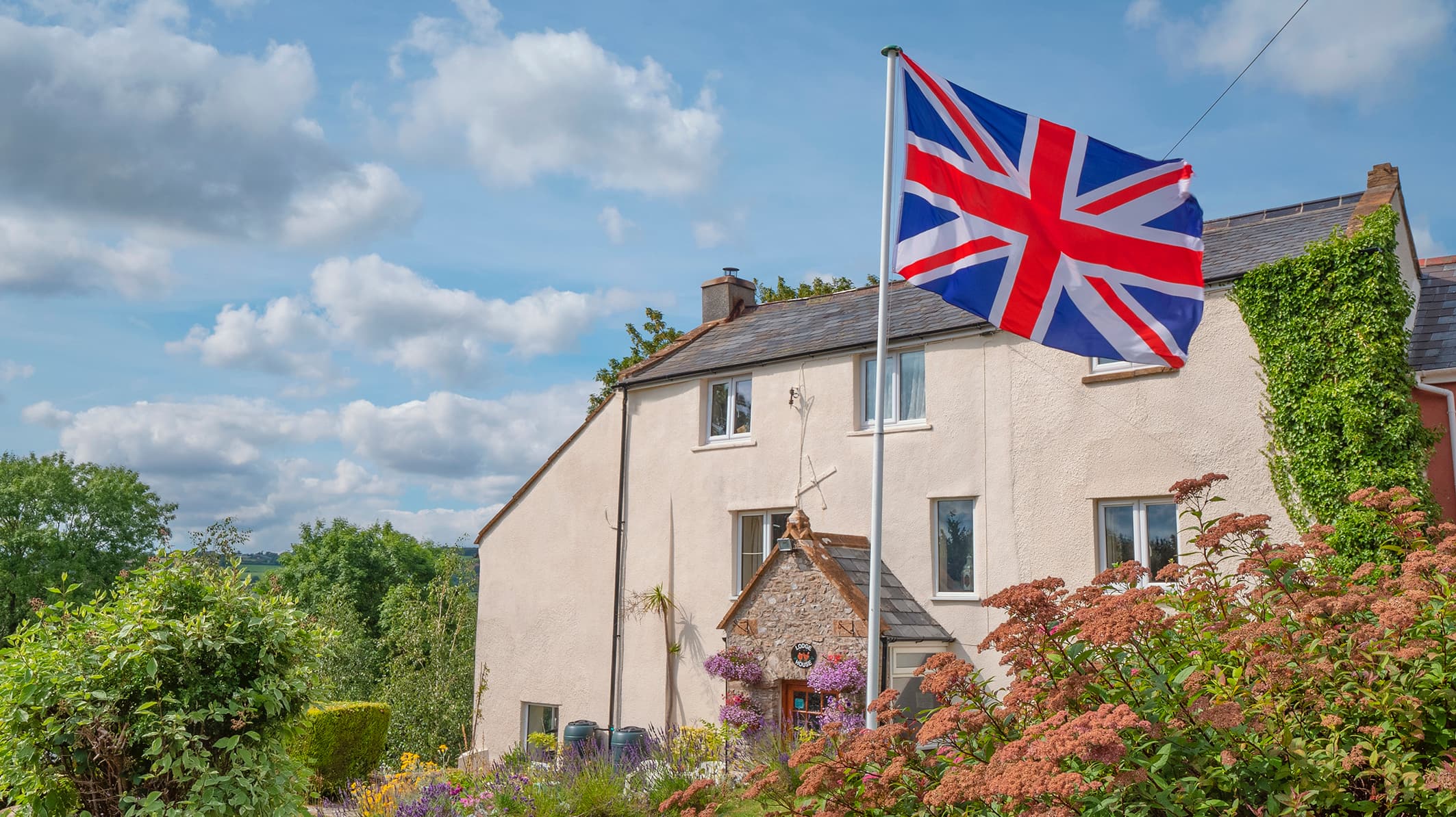 Lodge House B&B - Historic Building with Beautiful Countryside Views
